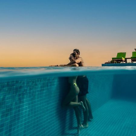 Triton Prestige Seaview And Spa Maafushi Luaran gambar