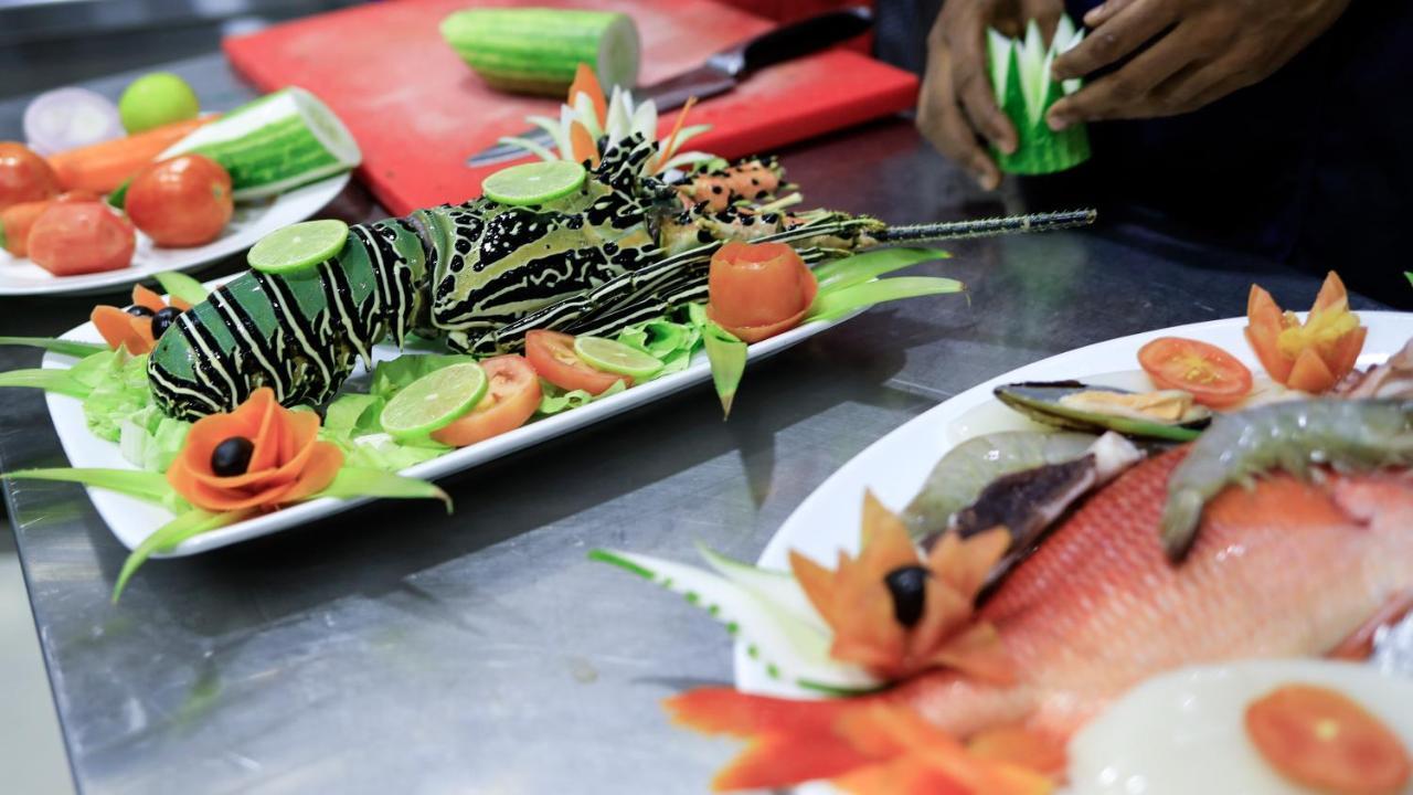 Triton Prestige Seaview And Spa Maafushi Luaran gambar