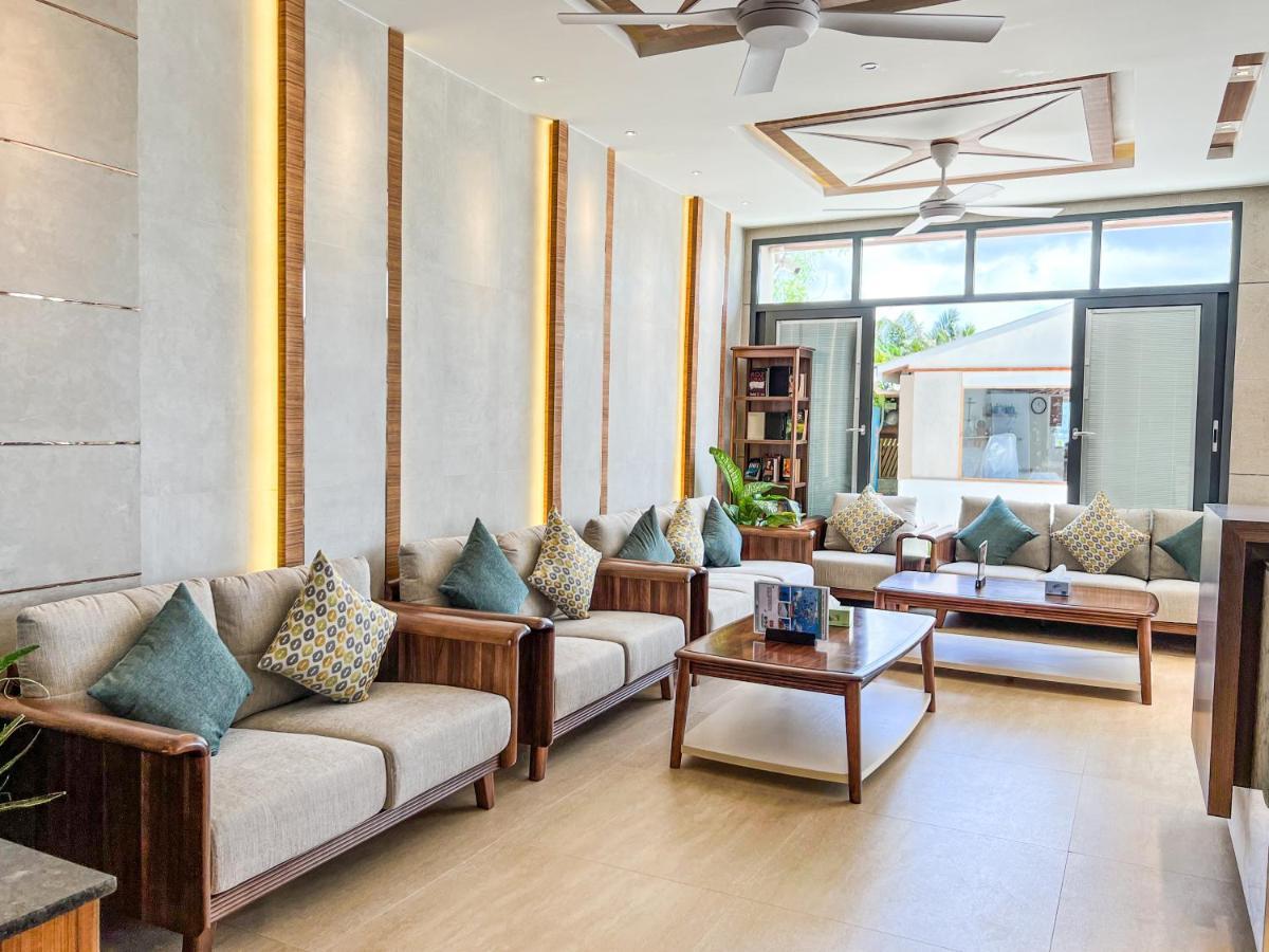 Triton Prestige Seaview And Spa Maafushi Luaran gambar