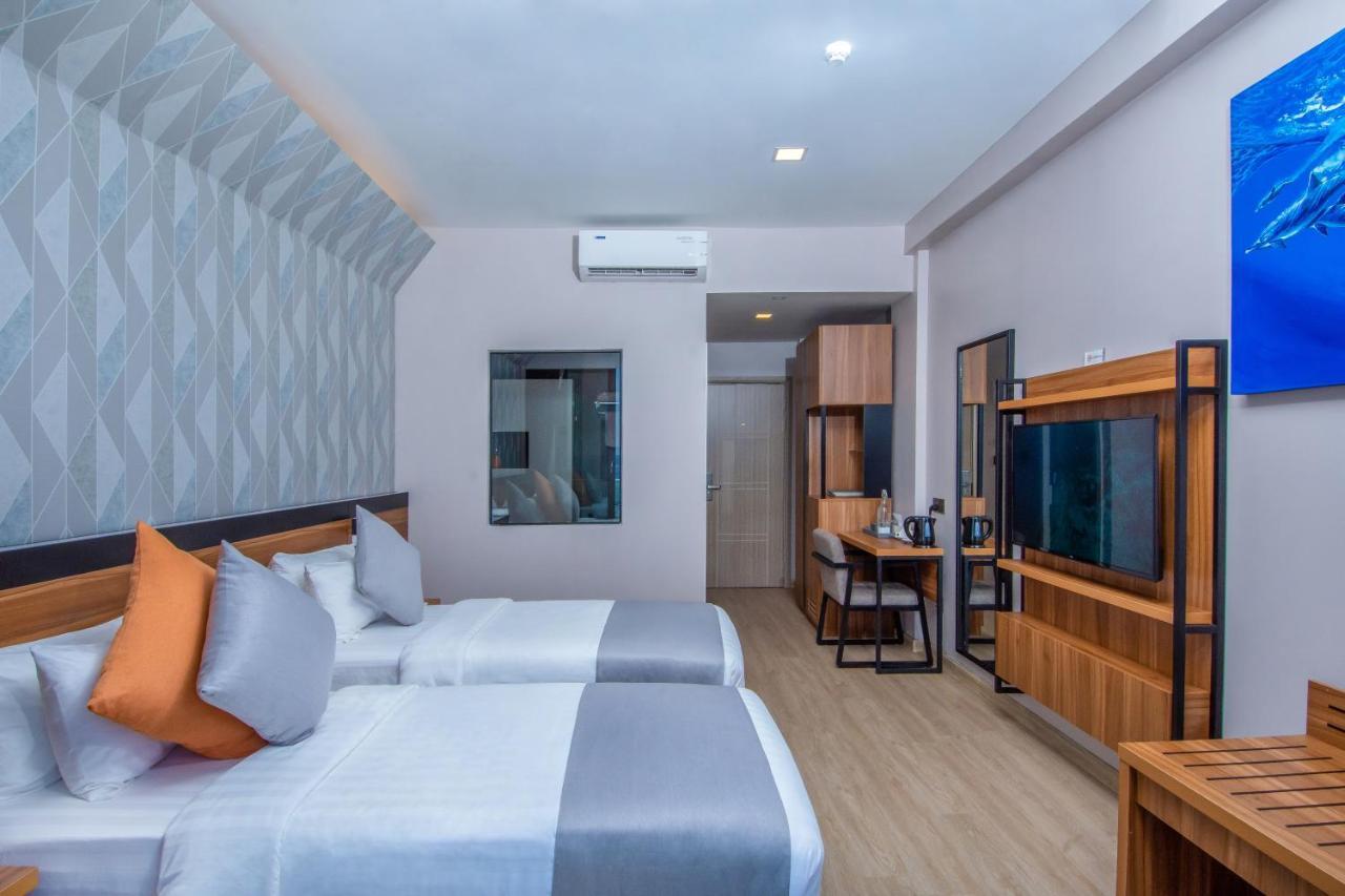 Triton Prestige Seaview And Spa Maafushi Luaran gambar