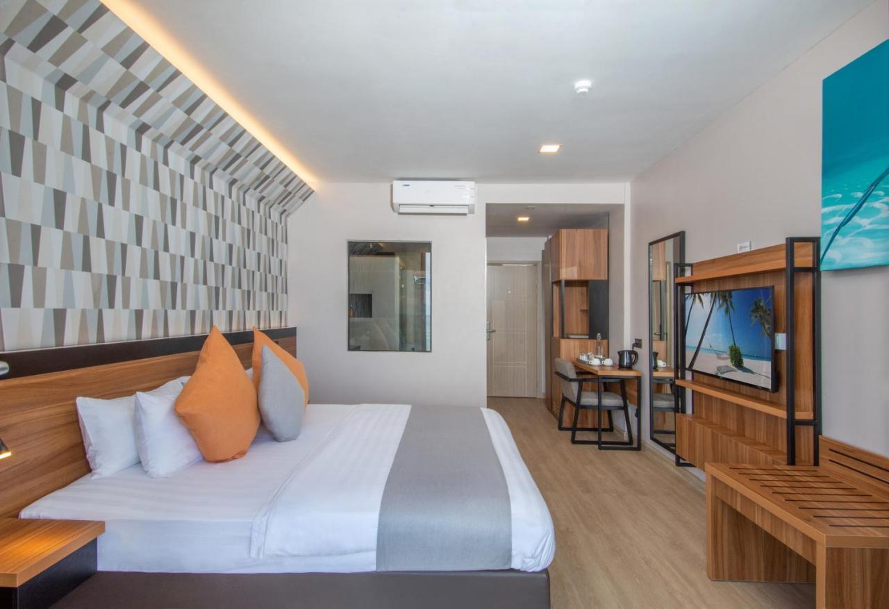 Triton Prestige Seaview And Spa Maafushi Luaran gambar